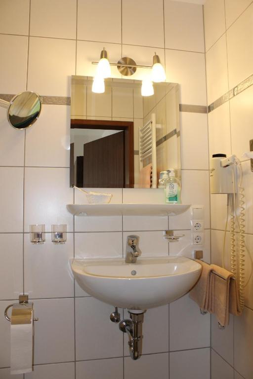 Hotel Pohl Kinheim Cameră foto
